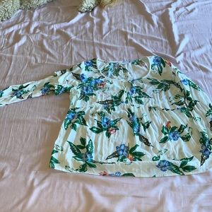 Floral print blouse